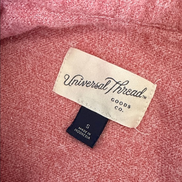 Universal Thread Button-Down Shirt - Picture 8 of 8